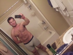 ksufraternitybrother:     25 year old. Seal Beach, CA KSU-Frat Guy:  Over 42,000 followers . More than 30,000 posts of jocks, cowboys, rednecks, military guys, and much more.    Follow me at: ksufraternitybrother.tumblr.com 