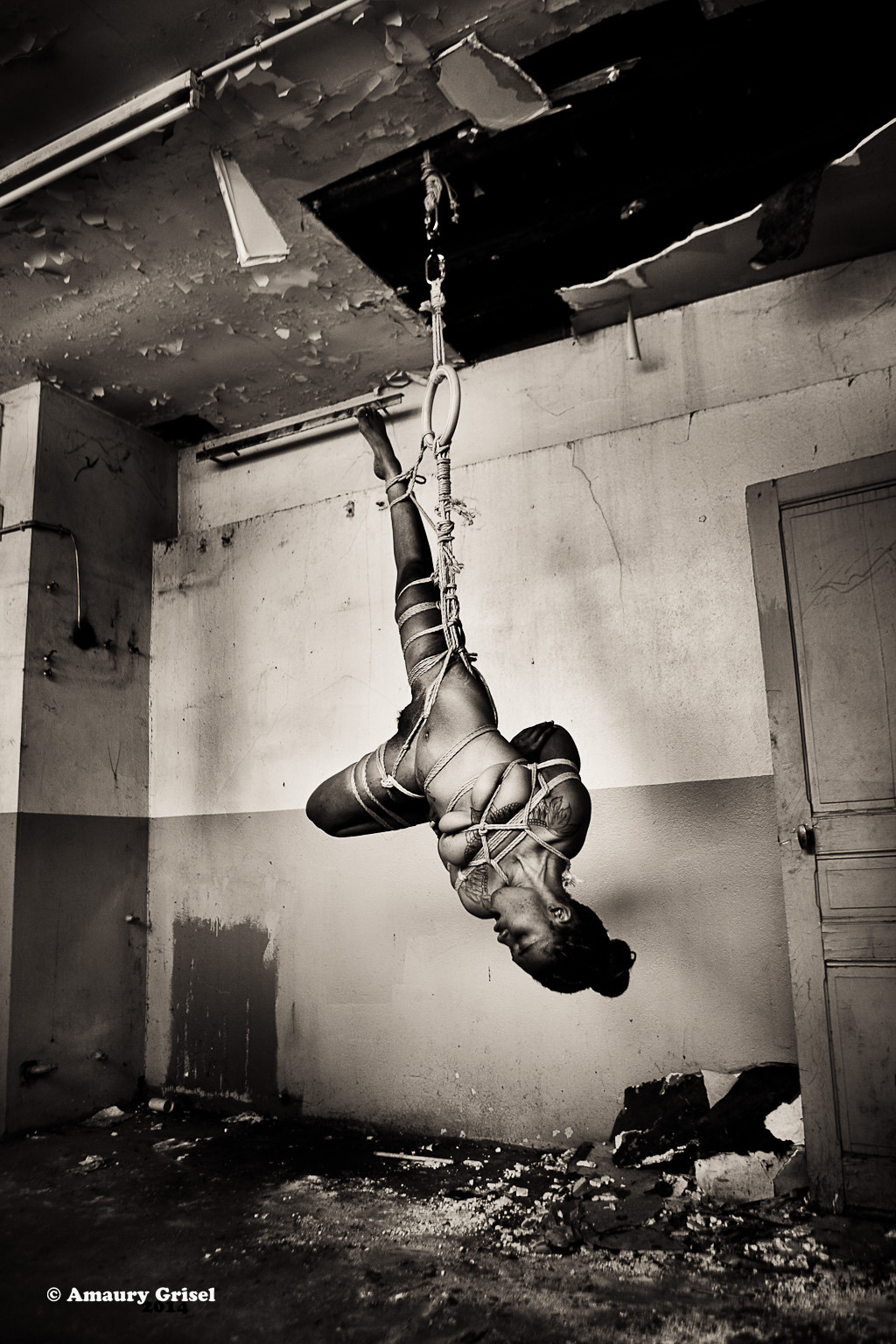 bondageisnotacrimeparis:  just a game… model : Tallulah Humphrey shibari and photo : Amaury