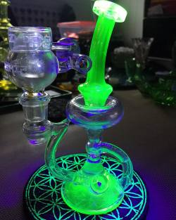 weedporndaily:  That new new. 💚 Thank you to @thelionsdenglass. Couldn’t be happier with my @casaglass recycler.  by @madd.dabbs