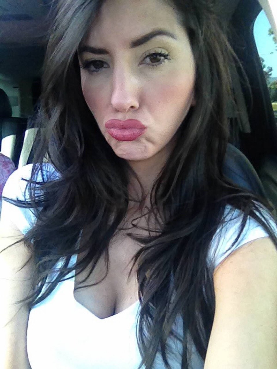 jenniselfies:  the many faces of Jenni (: