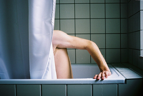 vacuumhole:  sin título by wailintse on Flickr.
