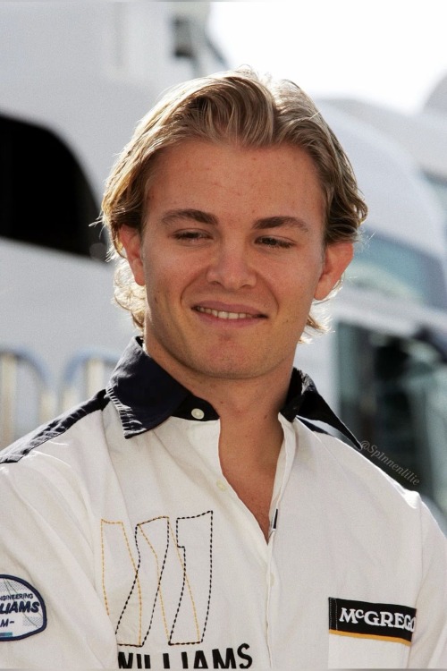 Nico Rosberg As The Swan 