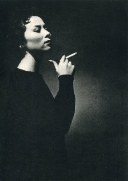 vivipiuomeno1:  Shotaro  Akiyama ph.   (秋山 庄太郎, Akiyama Shōtarō, 1920–2003) Study in Black and White 