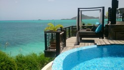 Daybed @ Sheer Rocks, Antigua with plunge