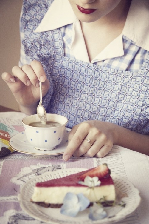 Tea and nibbles…won’t you join me? ♥