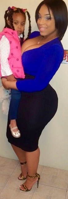 thickazzgurlz:  Thickazzgurlz Dominicana   Krizia