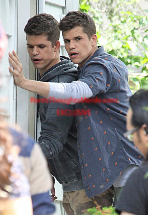celebritymeat:  Max and Charlie Carver.