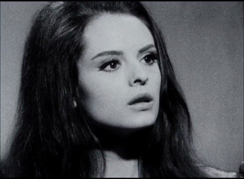 365filmsbyauroranocte:Soledad Miranda in Cuadecuc, Vampir (Pere Portabella, 1971)