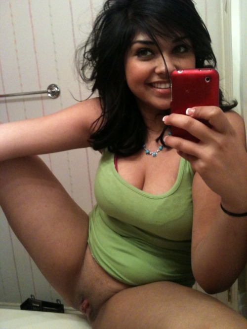 Thick teen selfie