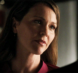 ellie5192: tvfreakd:  Bonus:  #*SCREAMS FROM THE ROOFTOP* WE COULD HAVE HAD IT ALLLLLLLLLLLLLLLLLLLLLLL 