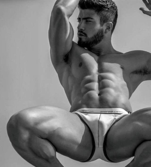 Comeandtouch: