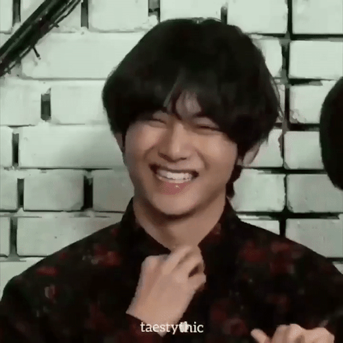 Taehyung’s Laugh To Make Your Day Better.