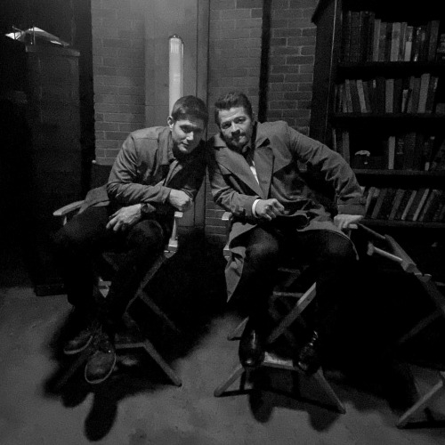 bluefirecas:Jensen and Misha // BTS 15x18