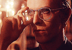 colormiele:  bowiesmakeup:  knifork: David Bowie in The Man Who Fell to Earth (1976)  i can reblog this thousands of times and i am not even sorry   Bowie.