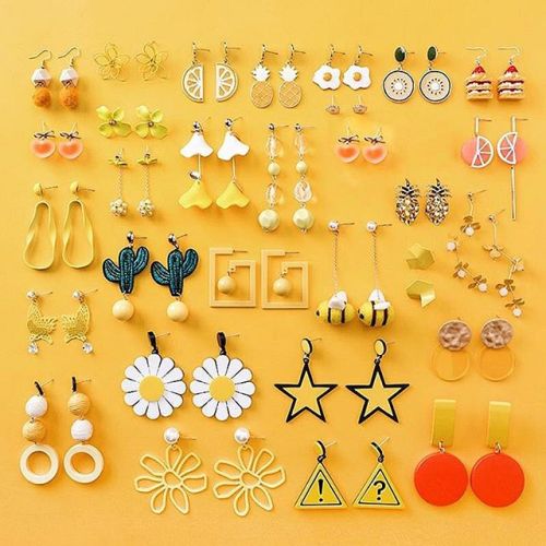 What’s your style? Now availablehttps://shopohmyk.com/products/sunny-summer-themed-earrings . . Fr