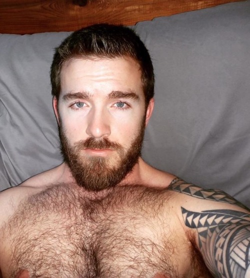 Porn Pics thelastofthewine: beardburnme: j.j.bergin