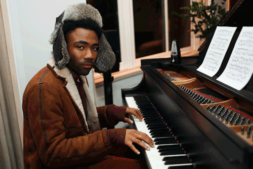 irlirl: Childish Gambino, from his Tumblr IRL performance in NYC. More art and photos here.  (G