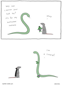 lizclimo:  that costume is incredible  