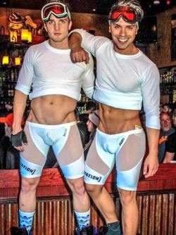 fustevepena:  White Party VPL