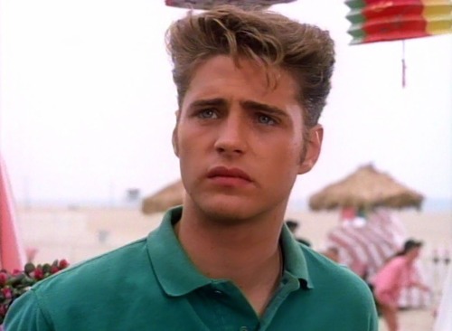 80sloove:  Brandon Walsh 