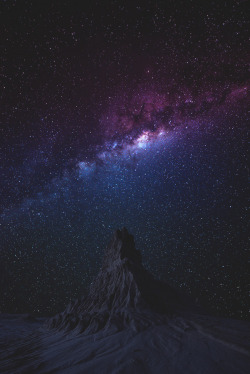 captvinvanity:  Intergalactic | Photographer