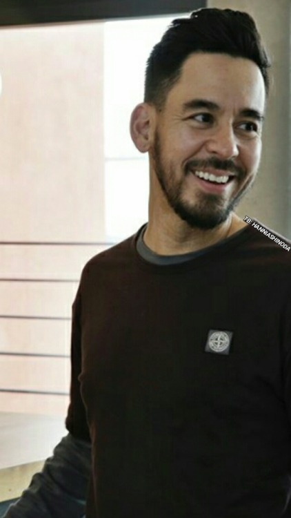 Mike Shinoda Lockscreens