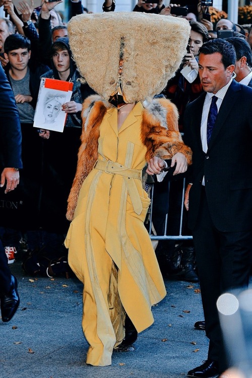 [PHOTO] — Lady Gaga arrived at the ARTPOP Listening Party event in Berlin, Germany | October 24th, 2