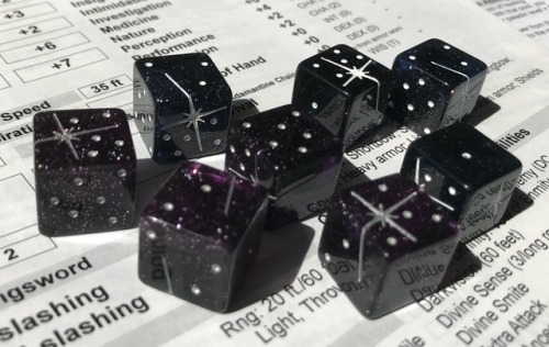 thevoidwatches: battlecrazed-axe-mage: I’m so in love with these constellation dice  They’re clever