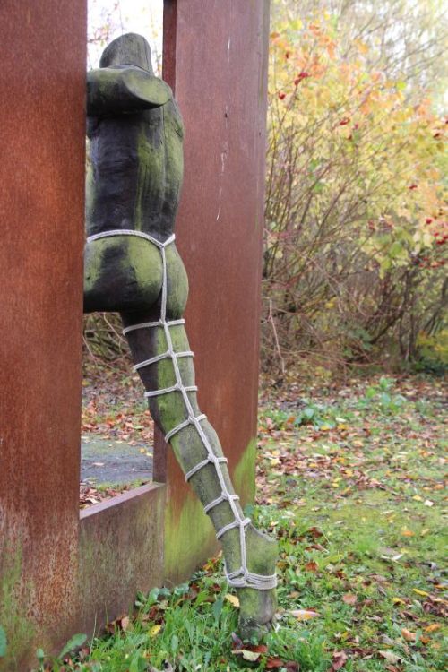Porn photo okiitora: Ropes on art.Place: Germany, Bad