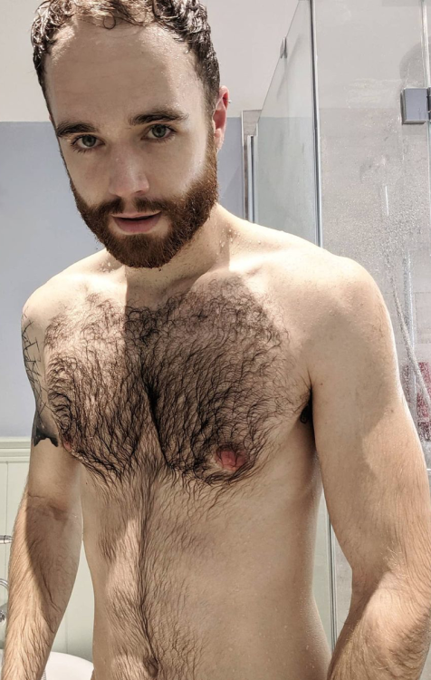 mario-so: Shower wanking opportunities.  Such a very handsome bear with his gorgeous beard, moustach