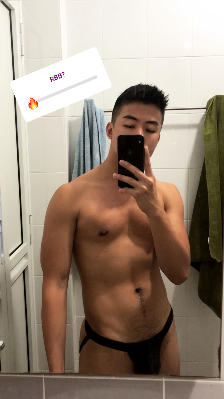 friskyplus65boys:  gayjcboi:  friskyxkinky-sg:     He’s a really bad boy   Pound