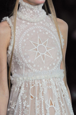 Alexander McQueen F/W 2014