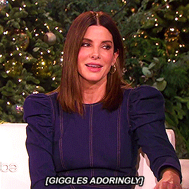 keanuincollars:Sandra Bullock talking about her crush on Keanu Reeves during filming of Speed. (x)