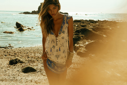 somerollingstone: Rachel Barnes for Turquoise Lane “DawnTreader” Lookbook