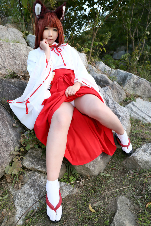 Cute Cosplay GIrl Higurashi Rin (Kitsune-Chan adult photos