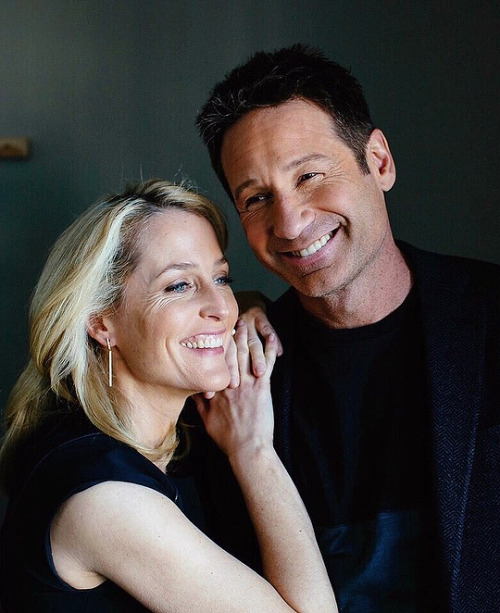 qilliananderson:Gillian Anderson and David Duchovny by Brinson+Banks. (x)