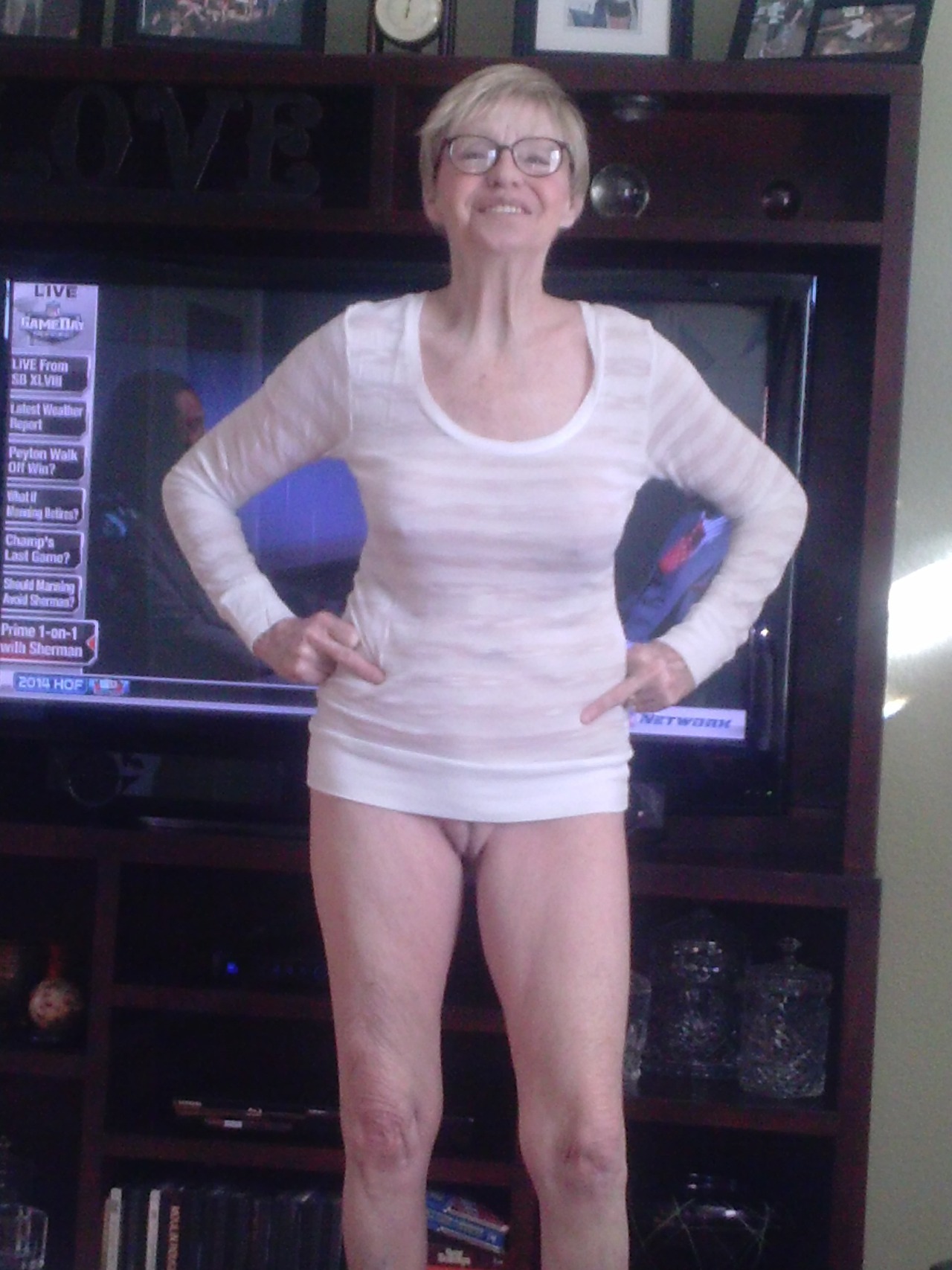 ilovemesomemilfs:  sexy fuckin whore