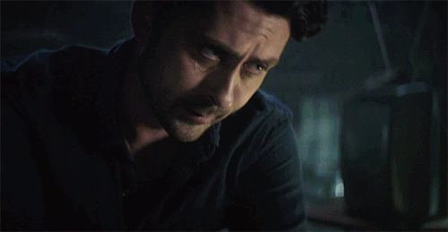 25+ Gif Sad Boy Sitting In Rain Meme Pics