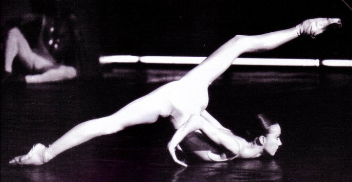 aurelie-dupont:  Sylvie Guillem in Bejart’s La Luna