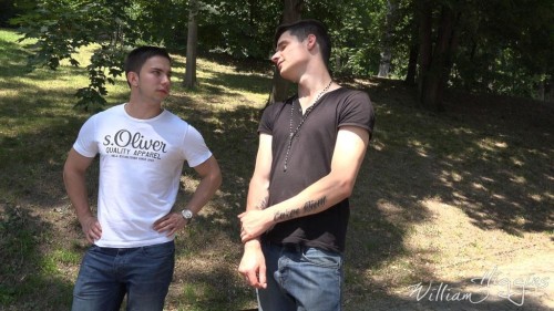 trashboi-posts:  CalvinRosse Street Hunting Calvin Rosse RAW GONZOGo to: http://moscow5.blogspot.nl/2015/07/calvinrosse-street-hunting-calvin-rosse.htmlHot street hunting bareback guy.