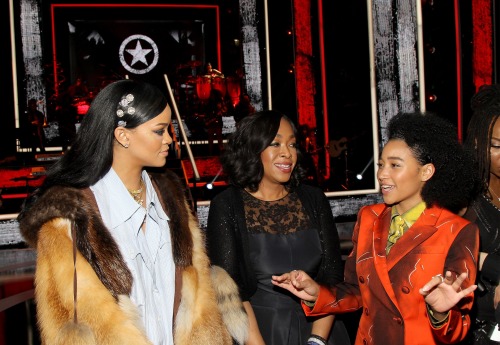 avina:rihennalately:Amandla Stenberg Talks why Rihanna is a Role Model to her“I do feel that pressur