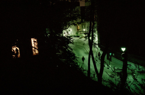 ritsual:Patrick Zachmann, FRANCE. Paris by night. Montmartre. 2005.