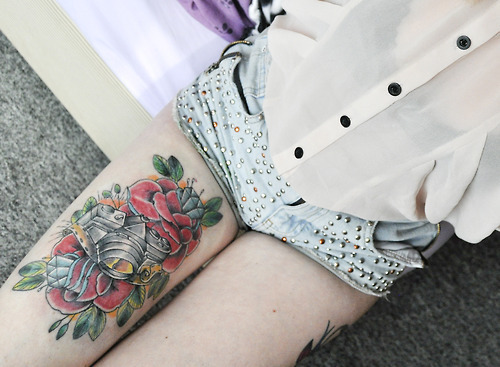 natwig:  .kat. op We Heart It http://weheartit.com/entry/83910059/via/Kat_butterfly 