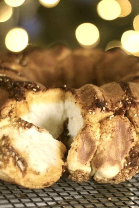 Bundt Pan Onion BreadMake Your Own Pull-apart Onion Bread With Parmesan Flavor In A Bundt Pan And Serve