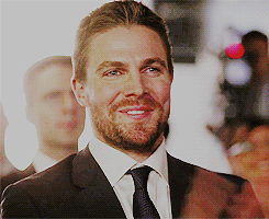 steelmeltingsmile:  #Olicity in 4.12 “Unchained” 