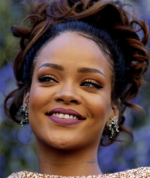 rrihannas