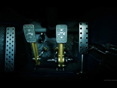 Porn automotivated:  (via McLaren F1 Pedals | photos