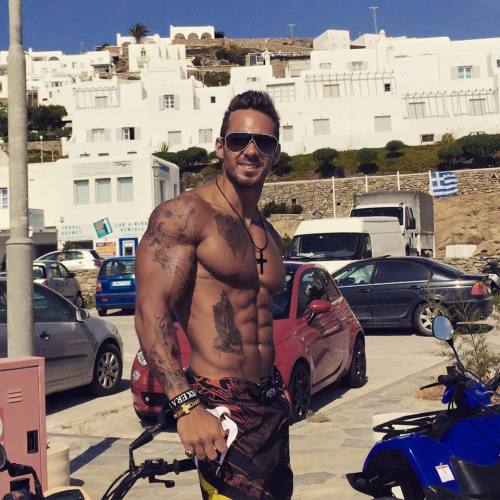 fitmen1:  Mikael Thoby