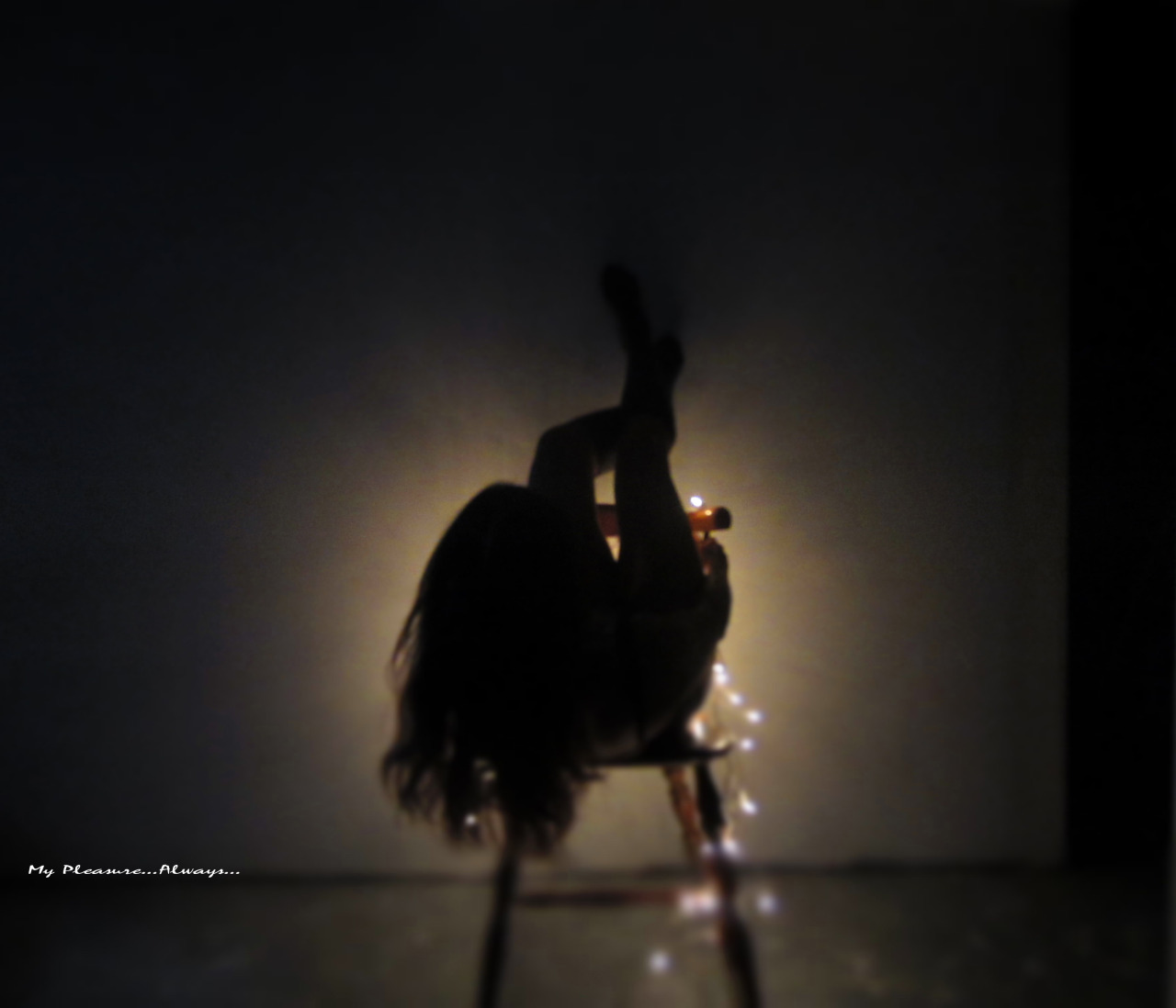 asleepylioness:  mypleasurealways:  Light it up baby. Kiddo’s on nap….I get a