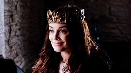 gendry:female awesome meme: [1/5] female antagonists » Queen Madalena (Galavant)“Look around! I live